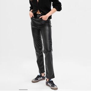 GAP Women High Rise Vegan Black Leather Cheeky Straight Pants